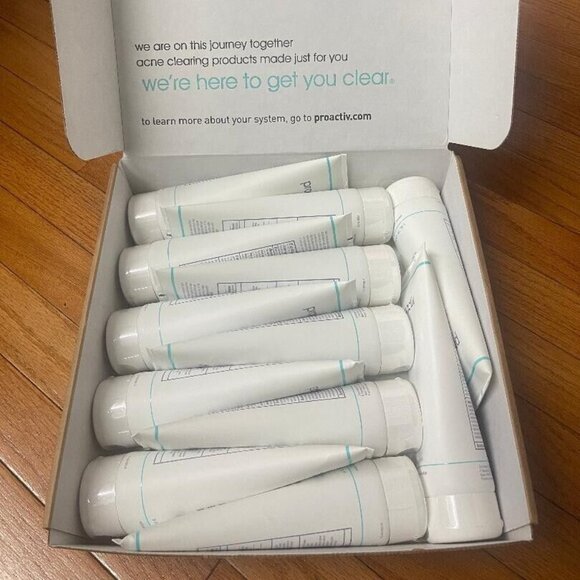 Lot of 12 Proactiv ACNE BODY WASH9 FL OZ (267 mL) each - New and Sealed!